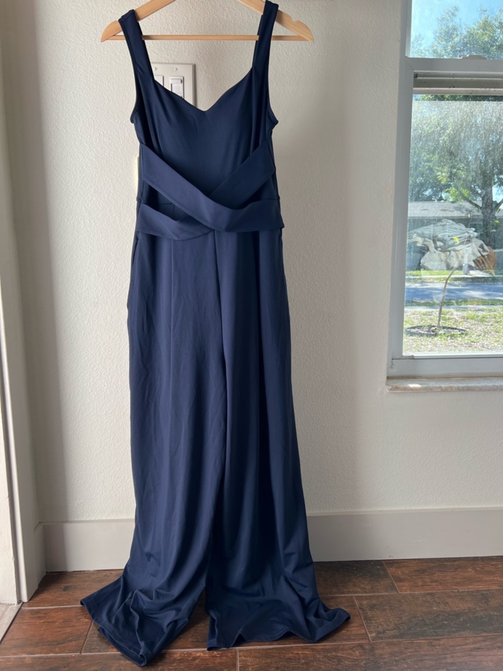 NWT Halara Navy Sleeveless Crisscross Waist Jumpsuit